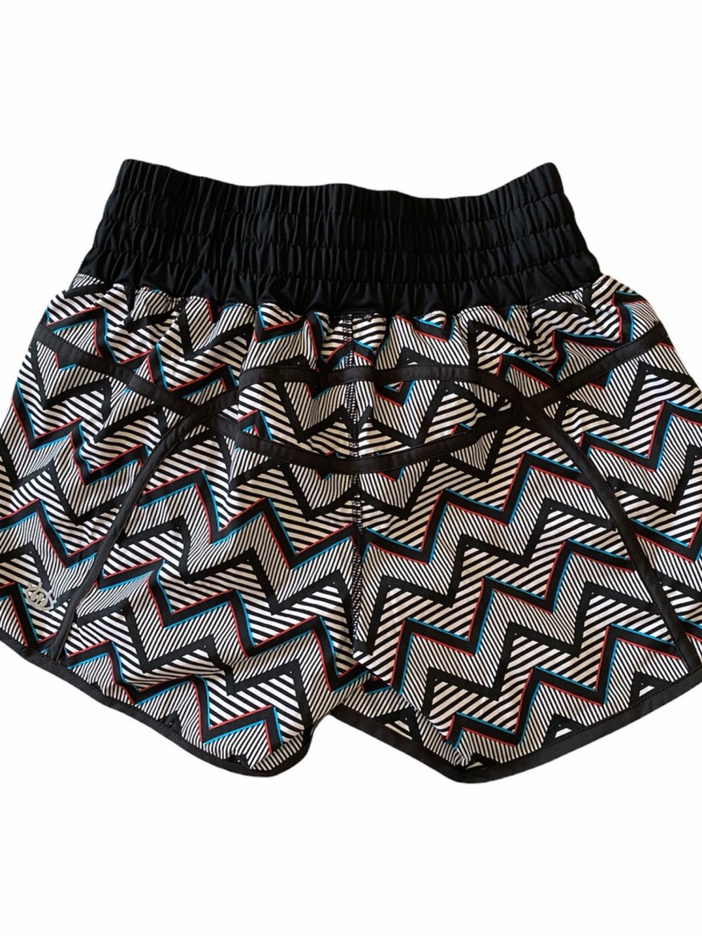SEAWHEEZE LULULEMON SHORTS LIMITED EDITION